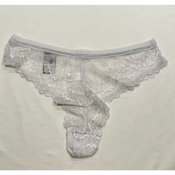 NEW Frederick's of Hollywood Caroline Lace Cheeky Panty Size 1X White Silver NWT - Picture 5 of 8